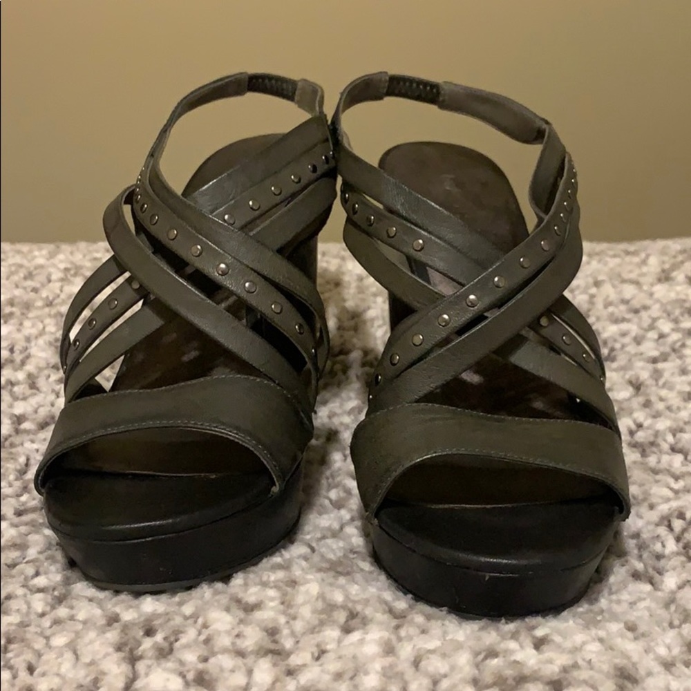Wedges - Picture 2 of 4